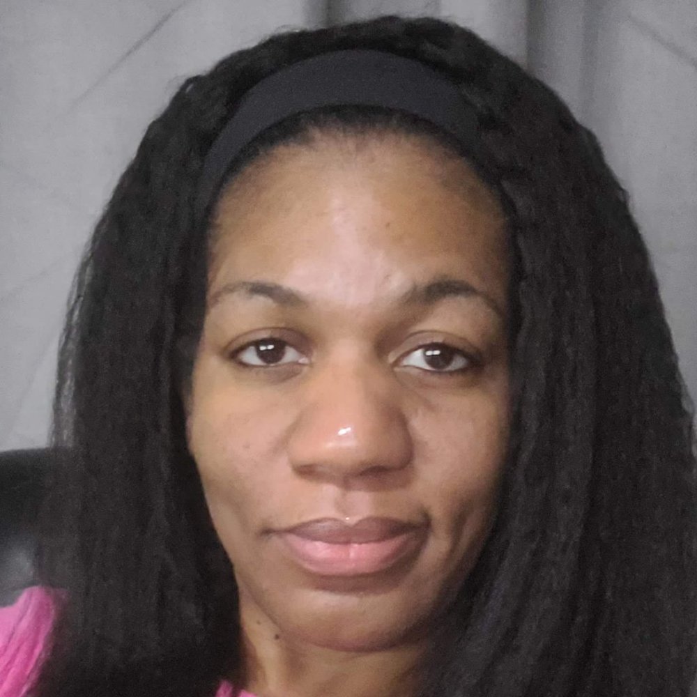 Meet your Posher, Nakisha